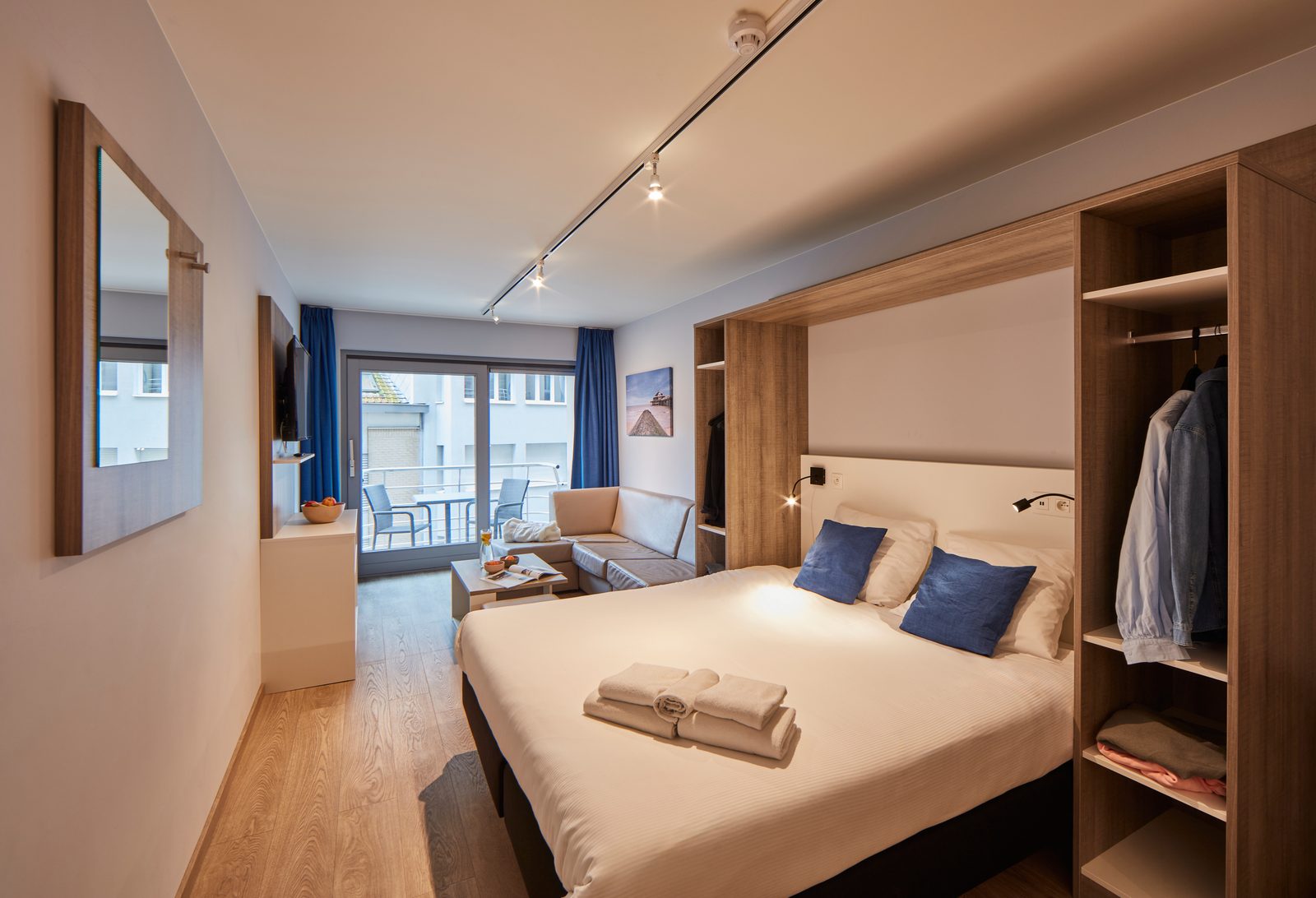 Essential Suite - 2p | Dubbelbed | Balkon - Stadszicht