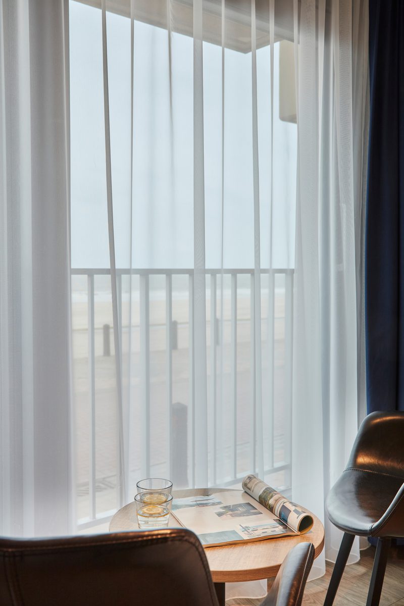 Essential Suite - 2p | Double bed | Partial sea view