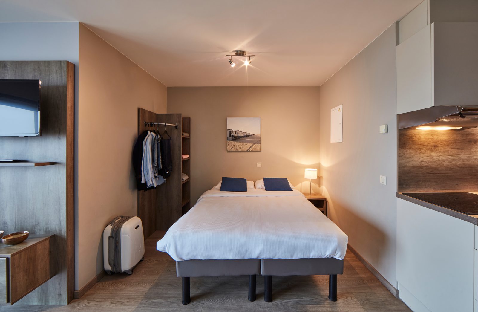 Essential Suite - 5p | Double bed - Sleeping corner | Balcony - Sea view