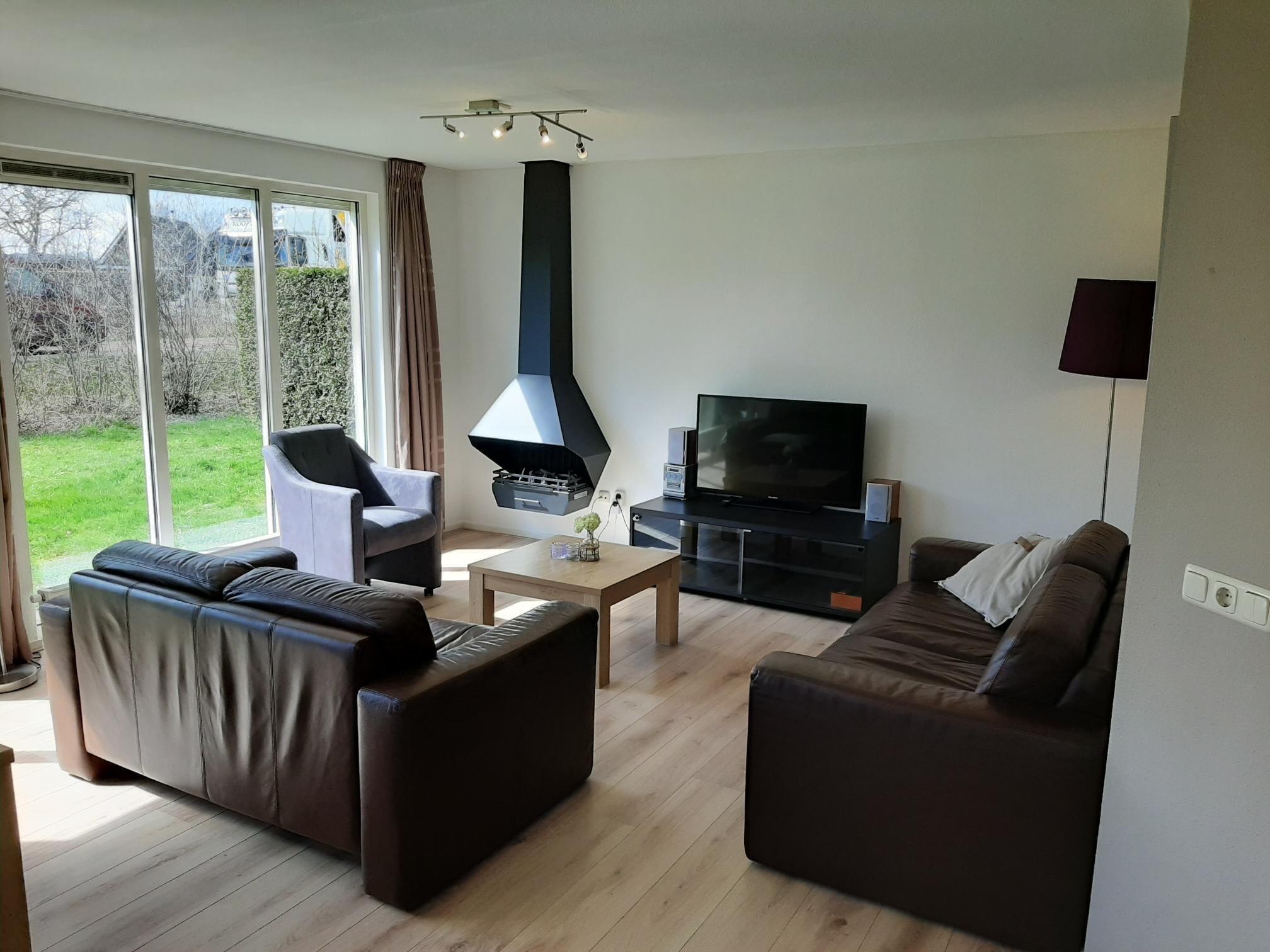 Freistehender Ferienbungalow für acht Personen