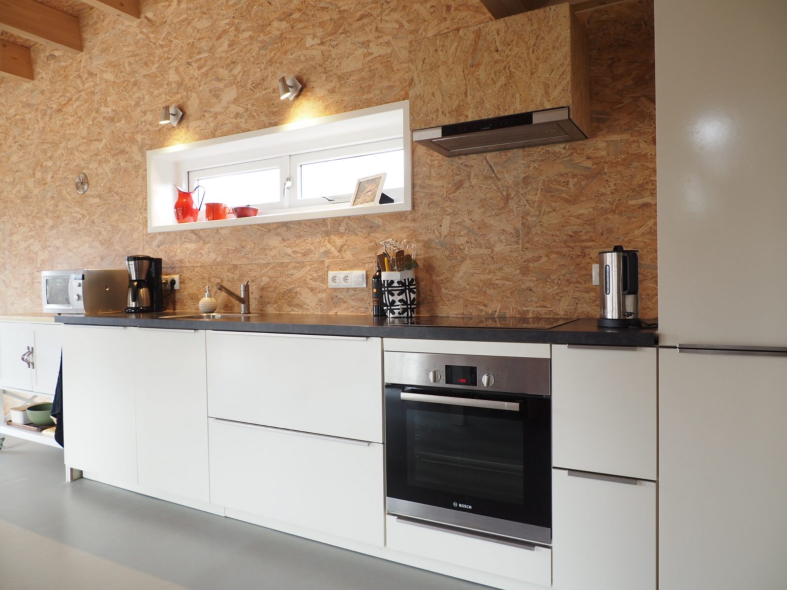 Rood Houten Huisje 213