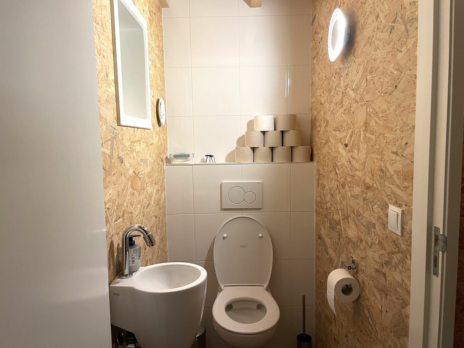 Rood Houten Huisje 213