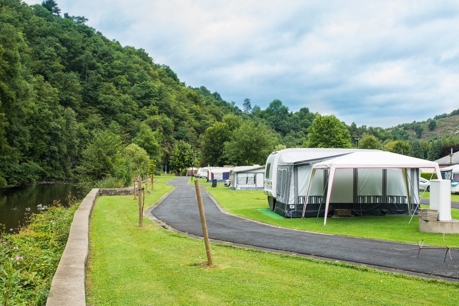 Emplacement avec électricité