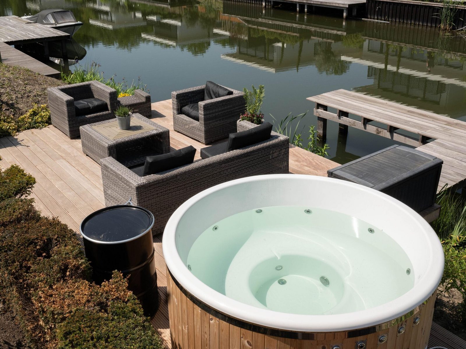 Golf Nr. 568 | 4 Pers. Jacuzzi