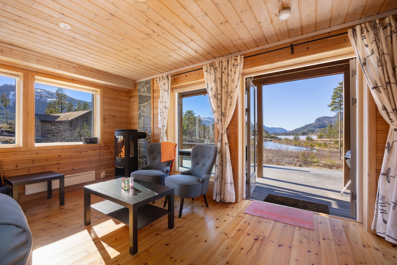 Lakehouse | 14p | Met Sauna & Aan het water