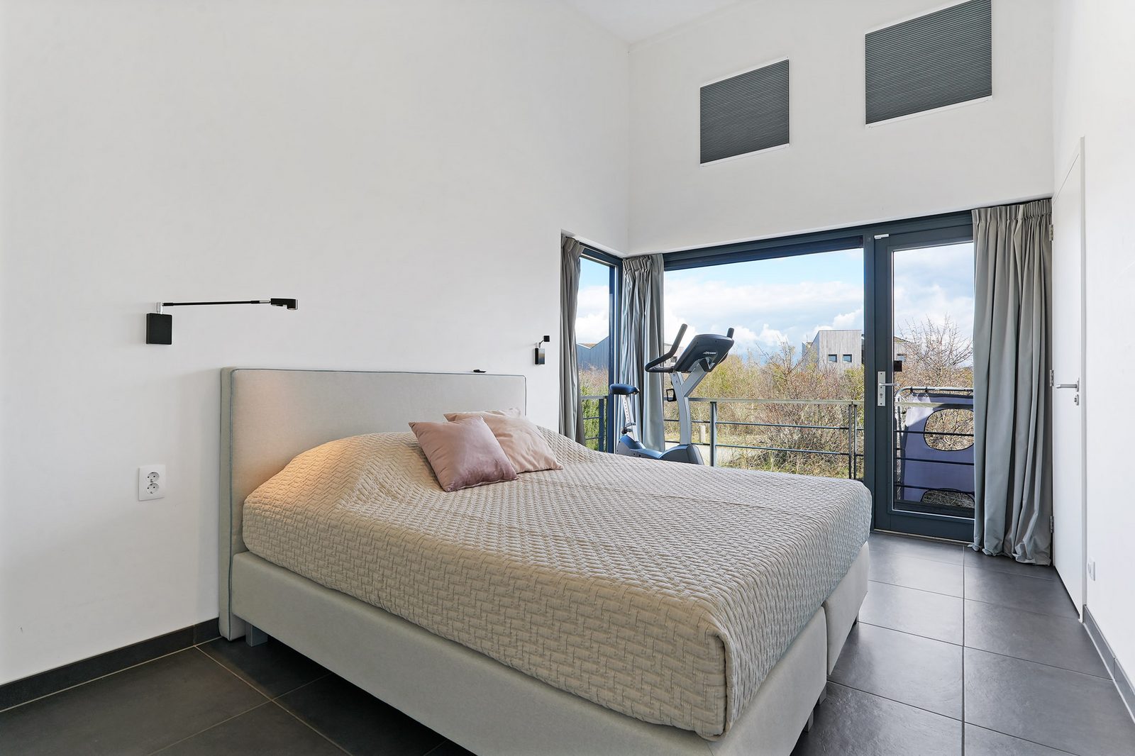 Villa Super VIP | 4 Pers. (Villa 7) with a jacuzzi; additional charges apply for usage
