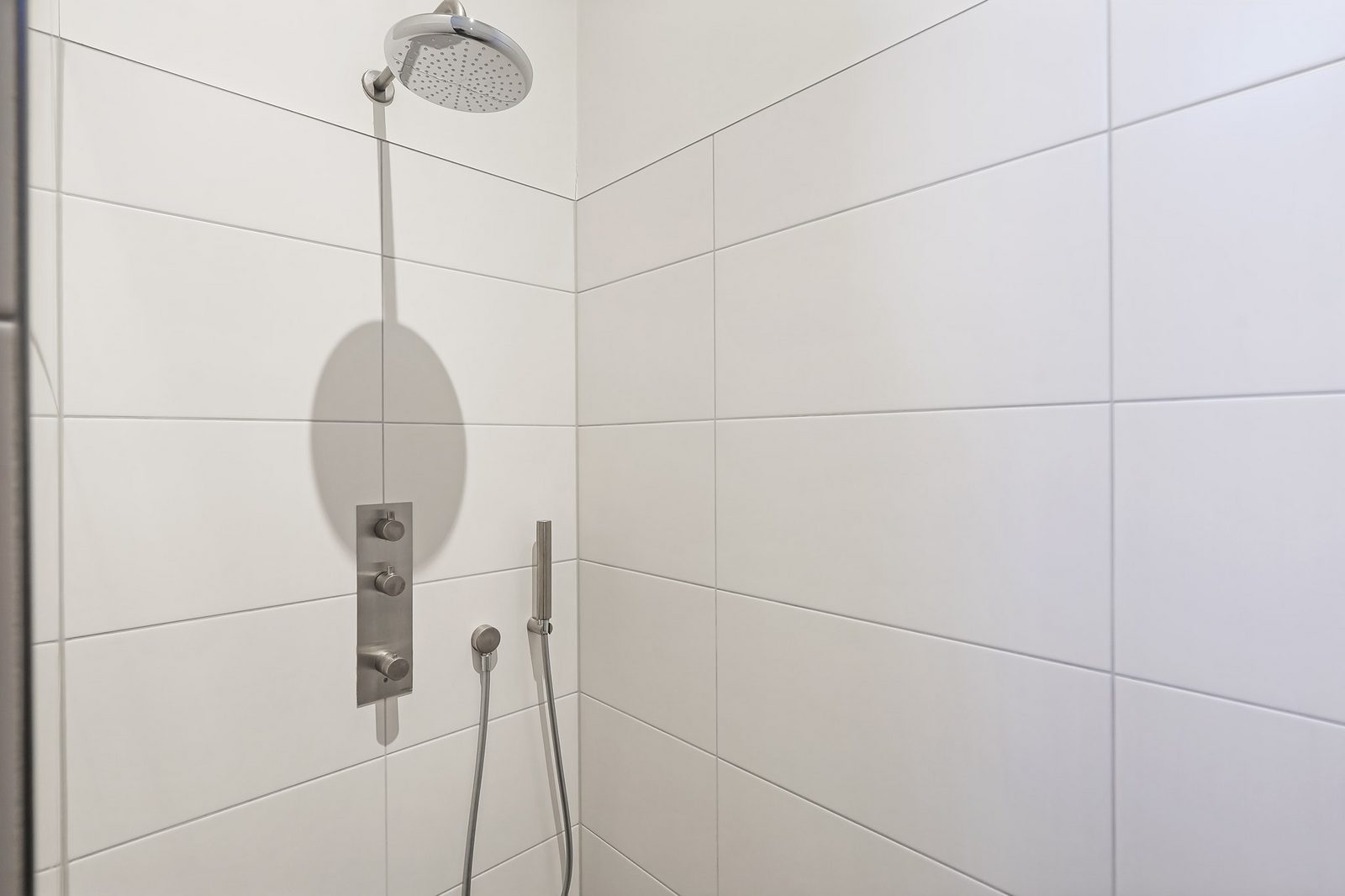 Villa Super VIP | 4 Pers. (Villa 7) with a jacuzzi; additional charges apply for usage
