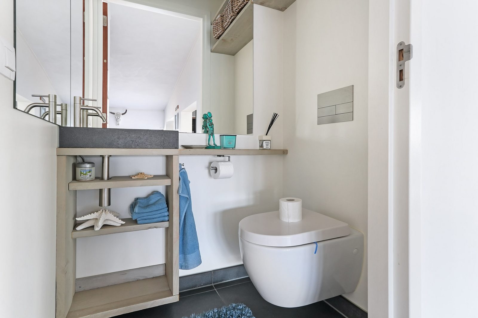 Villa Super VIP | 4 Pers. (Villa 7) with a jacuzzi; additional charges apply for usage