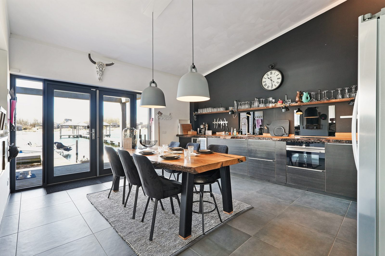 Villa Super VIP | 4 Pers. (Villa 7) with a jacuzzi; additional charges apply for usage