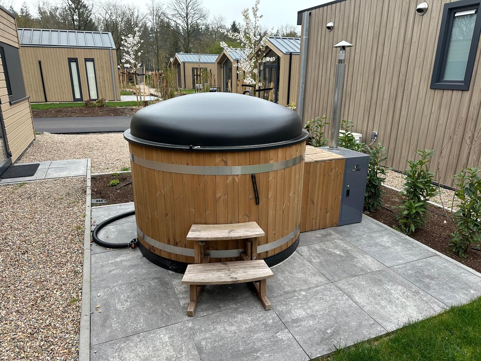 Essenburgh met Hottub | 6 personen
