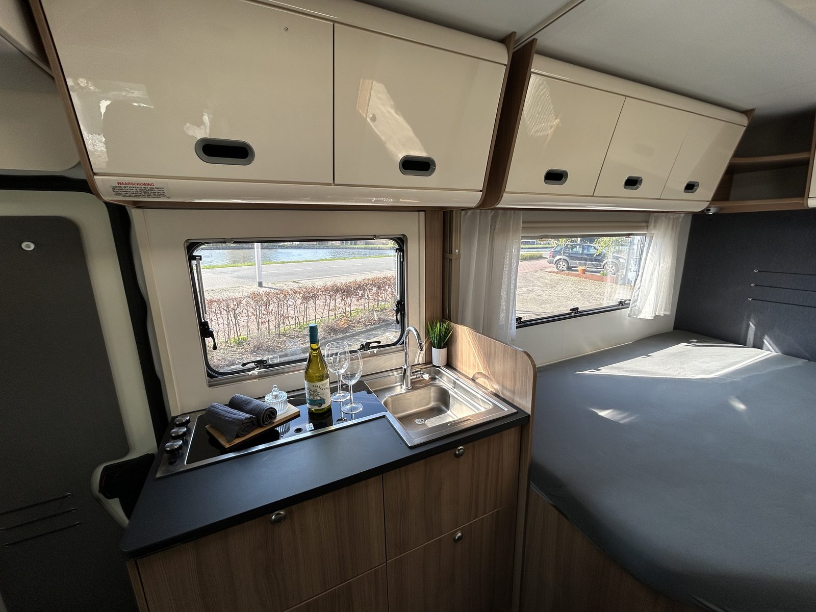 RFH189 - Sun Living S70DF