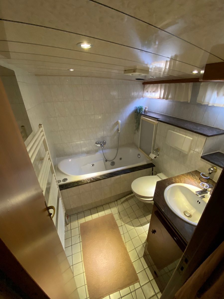 Super luxe Valkkruiser "Pleasure" - 6+2 personen - 3 slaapcabines - 3 badkamers