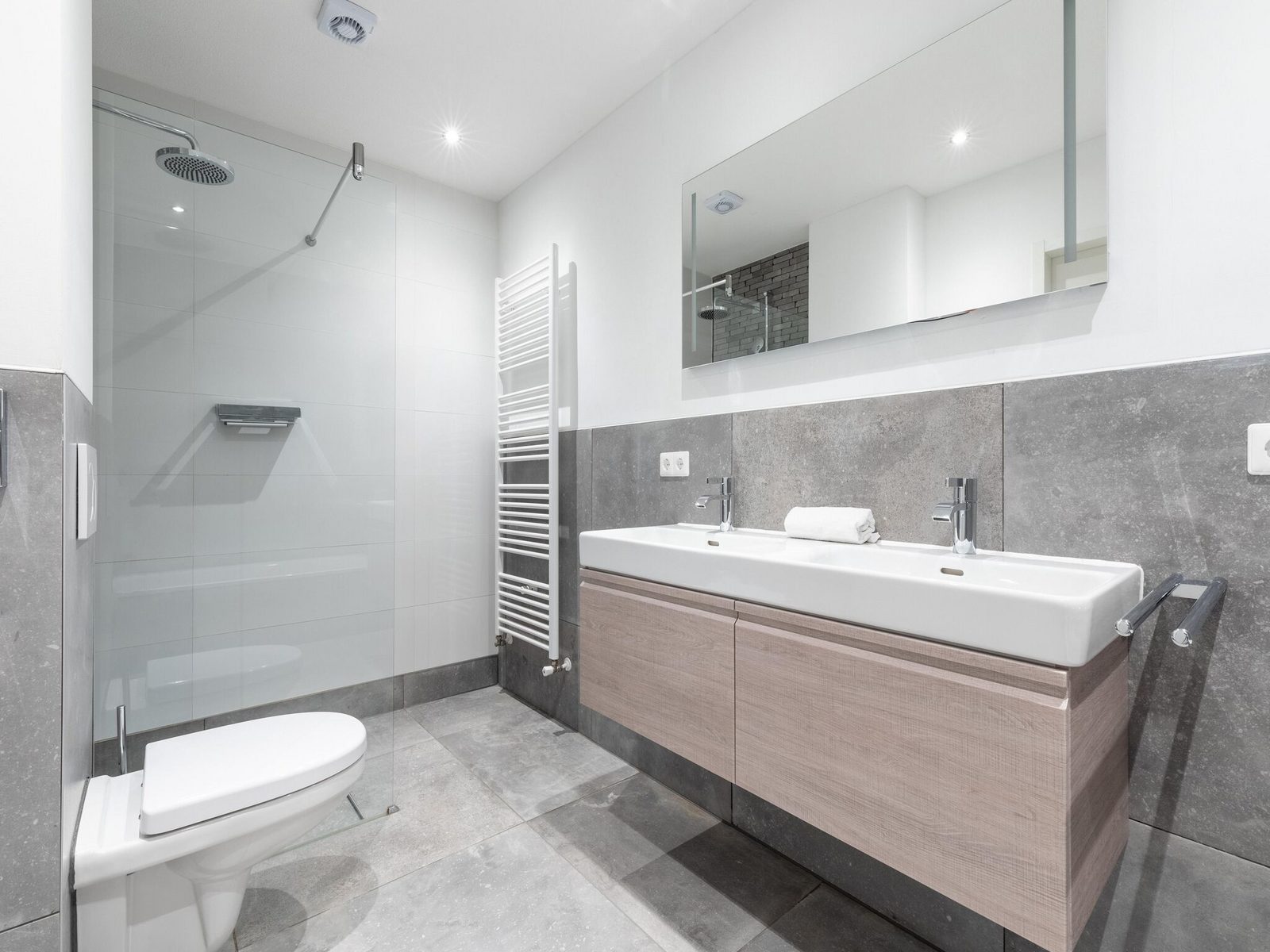 Water Nr. 243 | 10 Pers. Jacuzzi & Sauna
