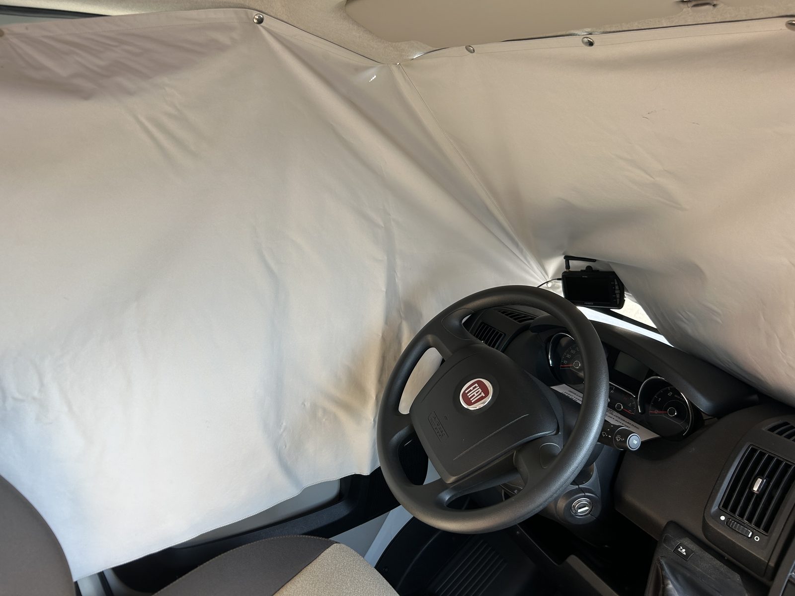 REH091 - SunLiving S70SL
