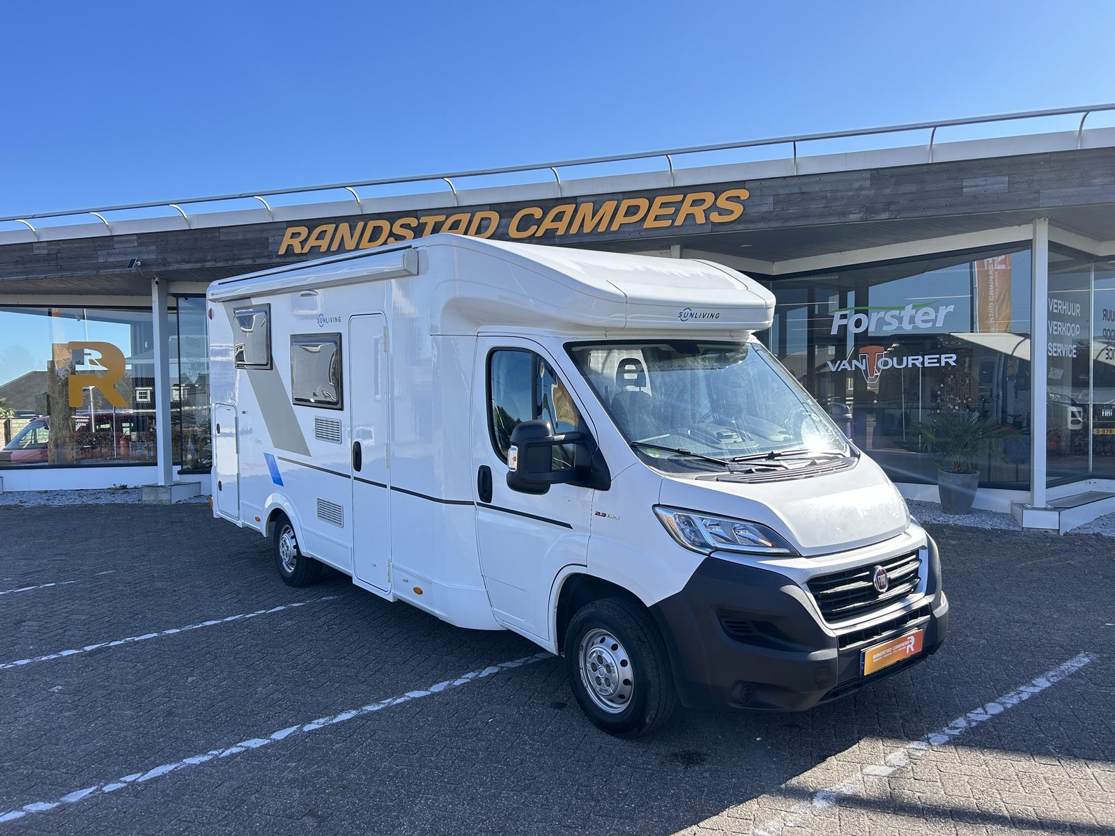REH091 - SunLiving S70SL