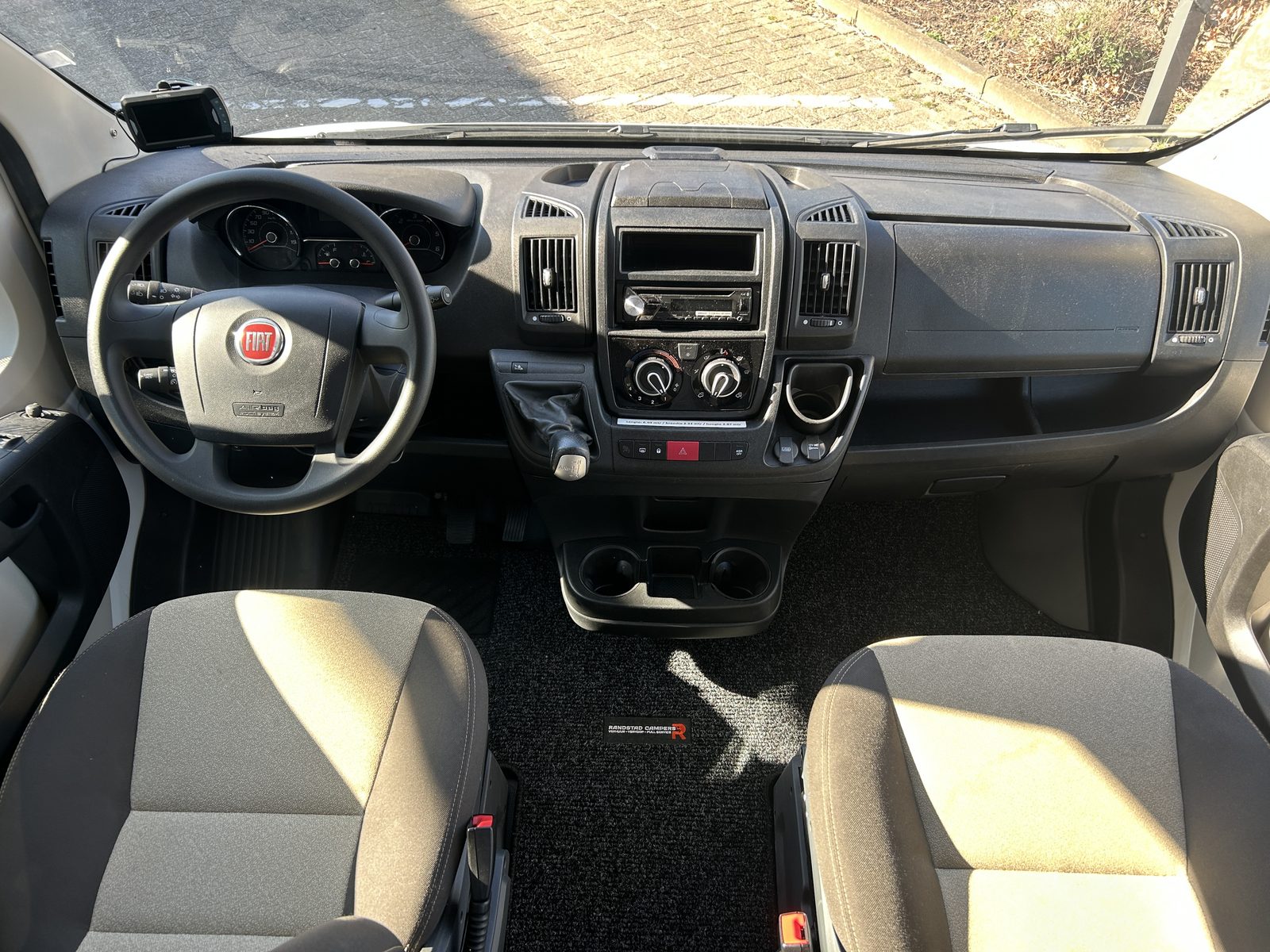 REH091 - SunLiving S70SL