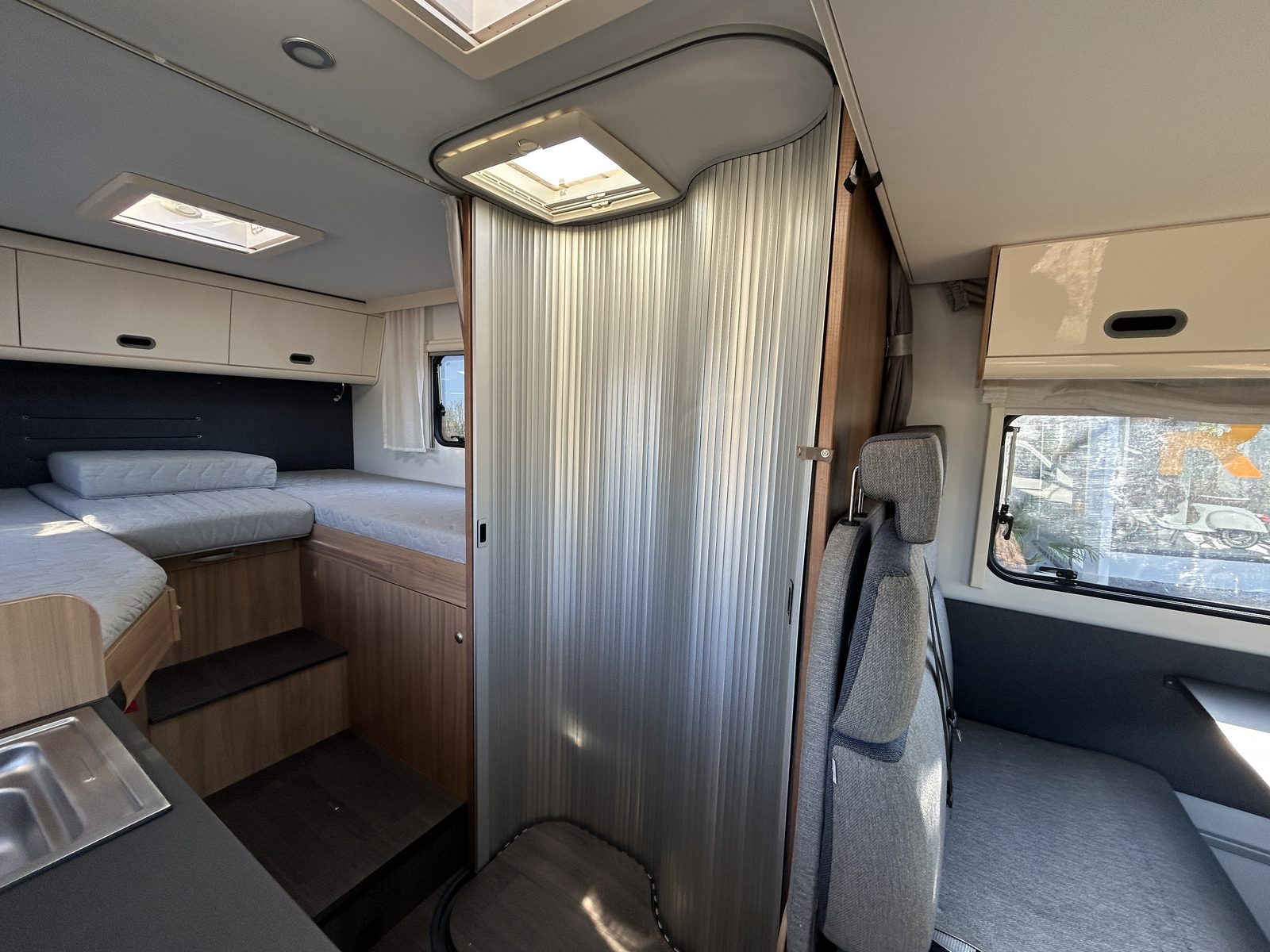 REH091 - SunLiving S70SL