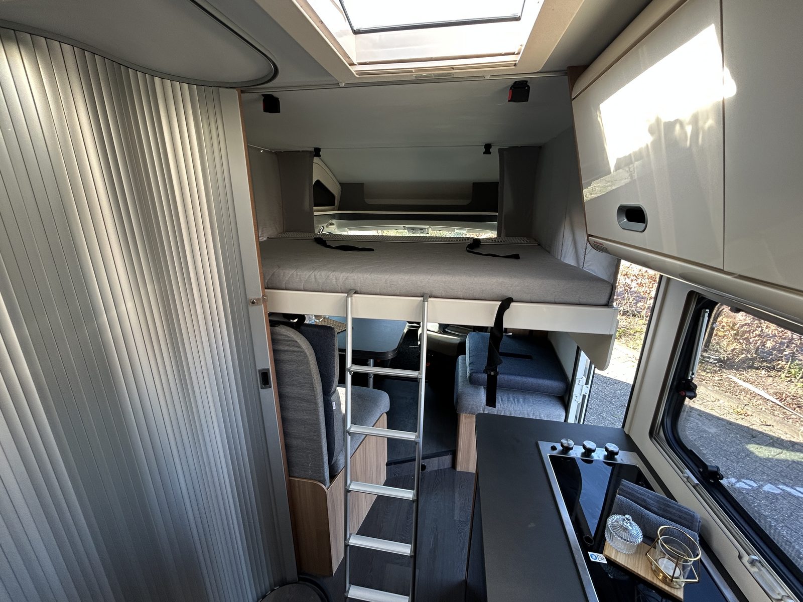 REH091 - SunLiving S70SL