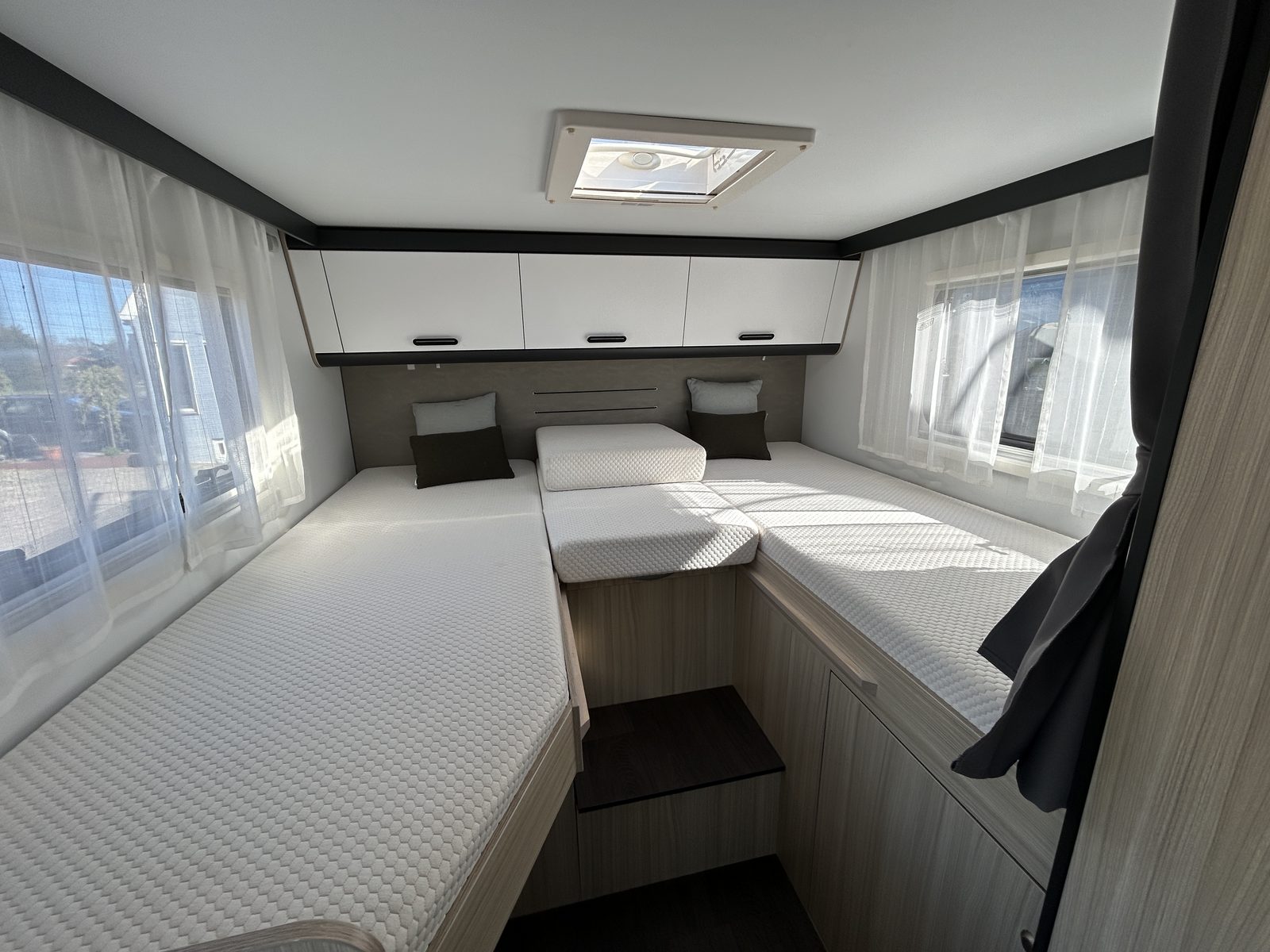 REH903 - Sunliving S70SL