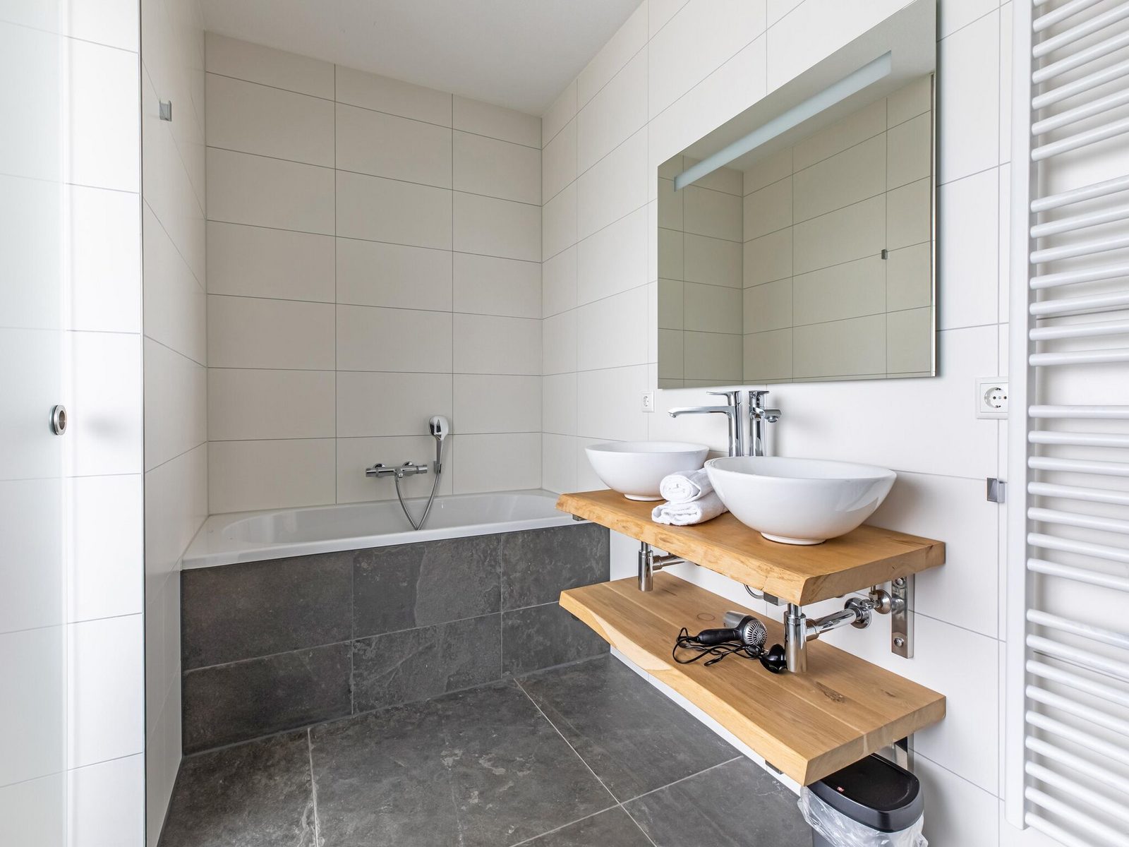 Water Nr. 392 | 10 Pers. Jacuzzi & Sauna