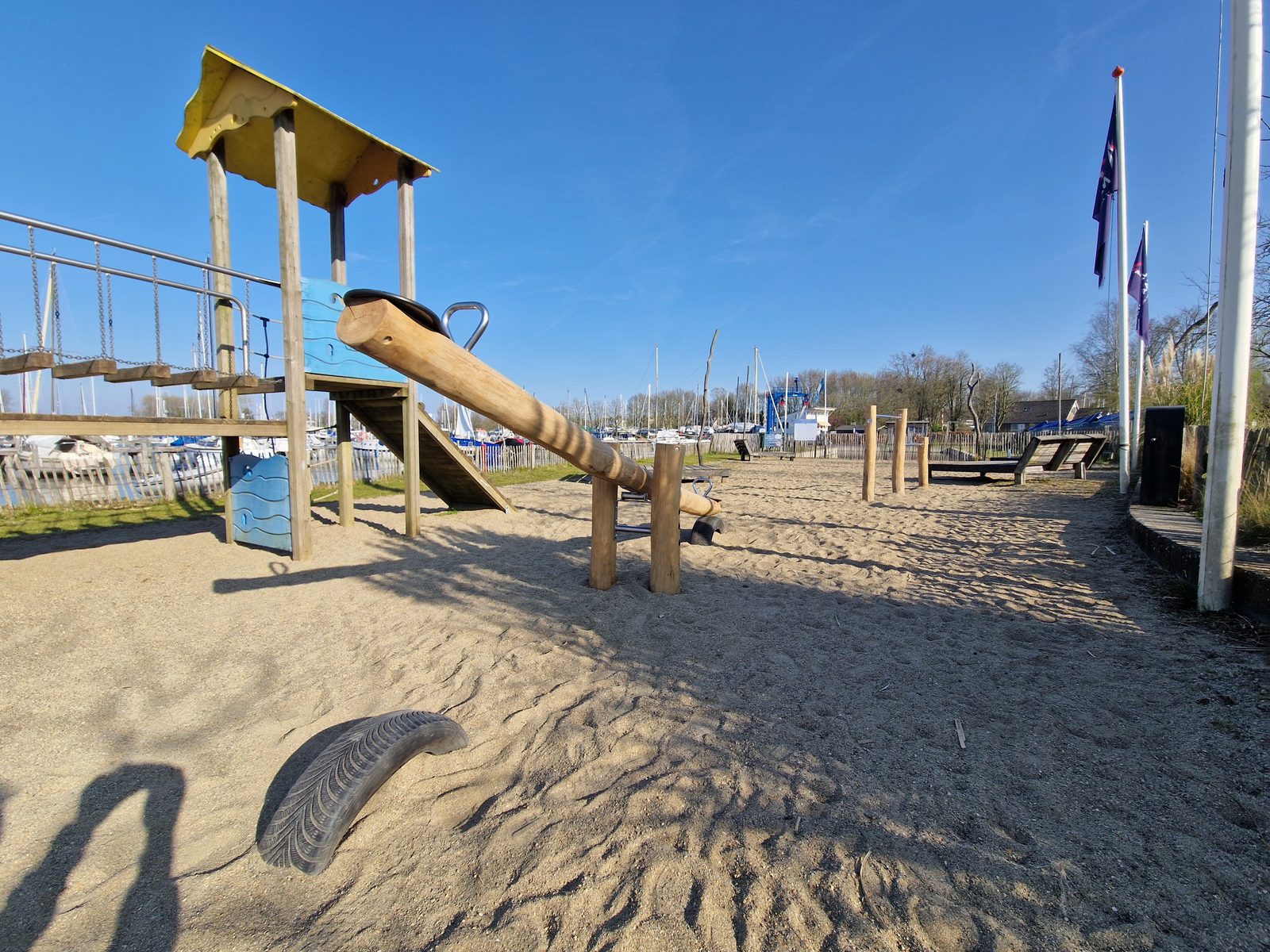 Havenlodge avec terrasse sur le toit et balcon (4-6 pers) à Naarden