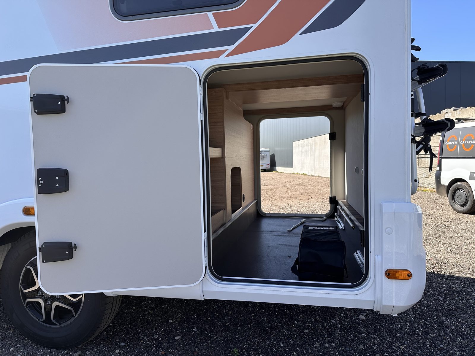 ZCE 65 - Weinsberg Caracompact 600 MEG Pepper (2025)