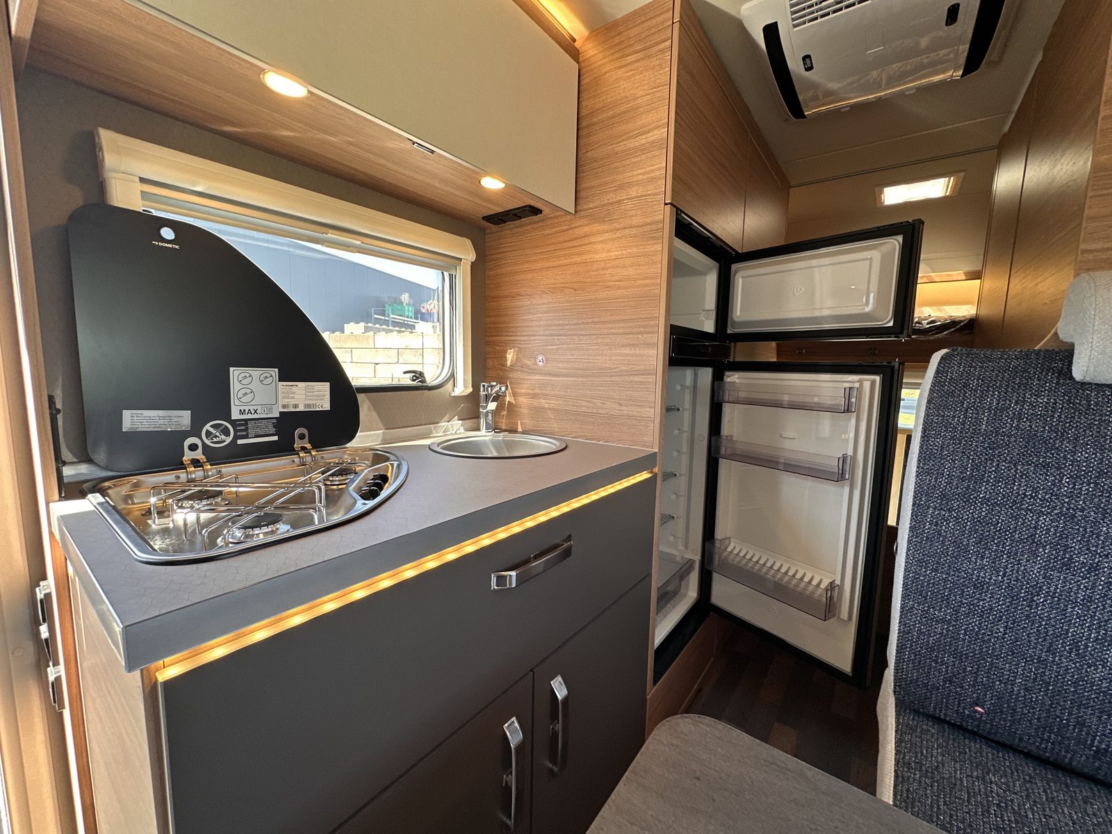 ZA 37 - Weinsberg CaraHome 600 DKG (2025)