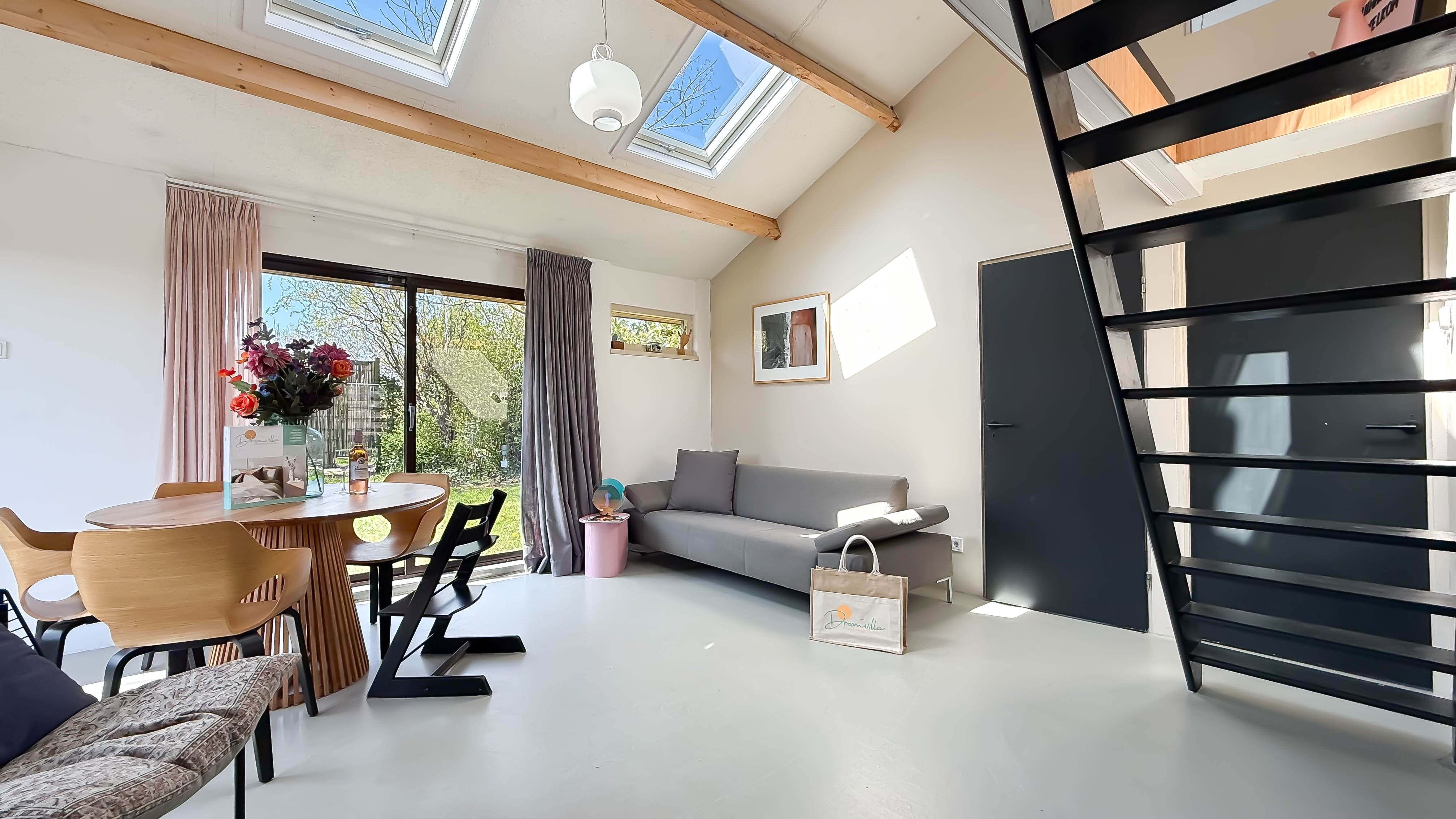 Schönes Ferienhaus für 4 Personen mit Naturgarten, in der Nähe von Egmond und in der Nähe des Meeres und des Strandes