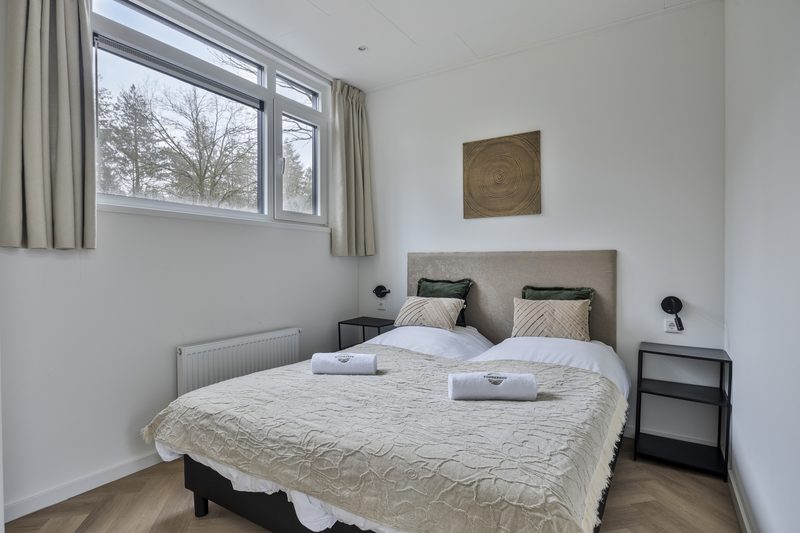 bosvlucht-6-personen-wellness-hottub