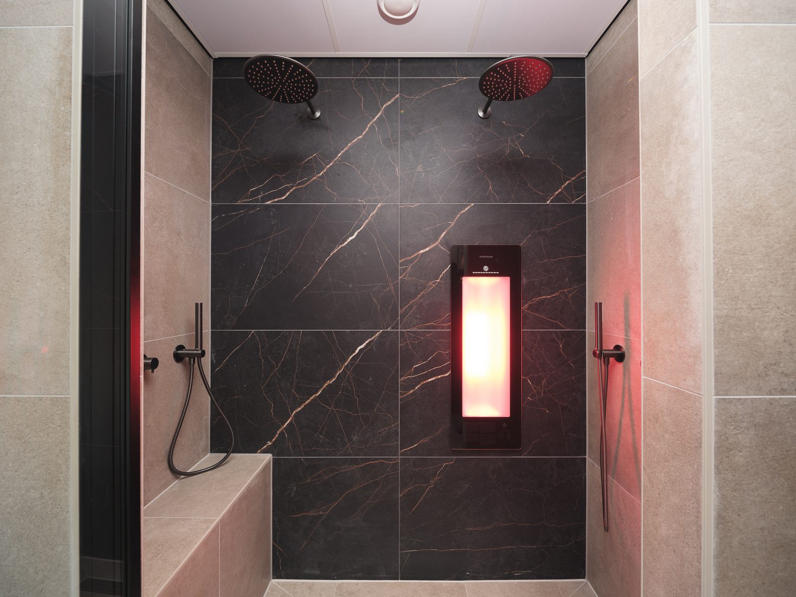 Het Blankershuys met hottub en sauna | 18 personen