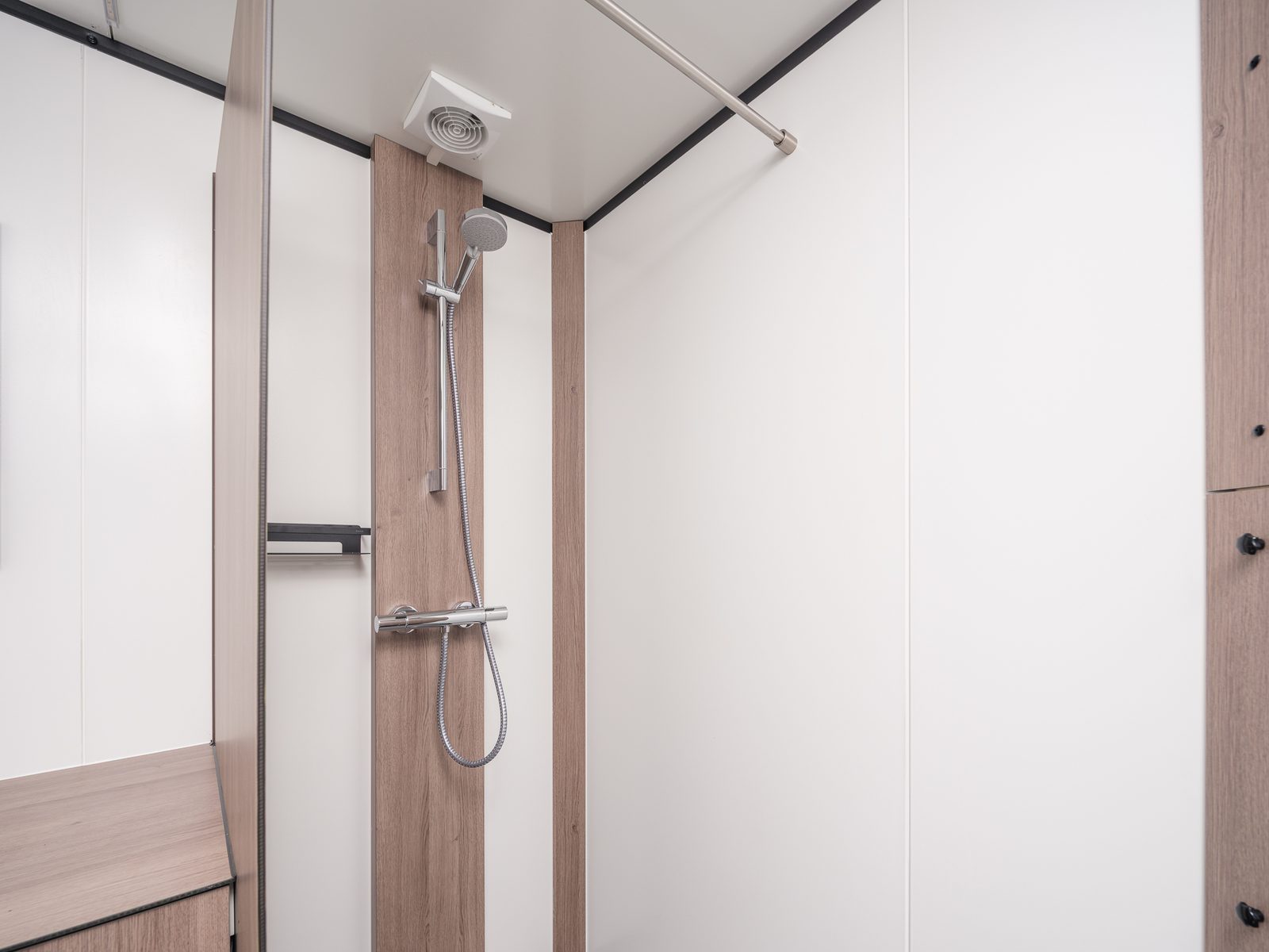 Kampeerplaats Comfort met privé sanitair 