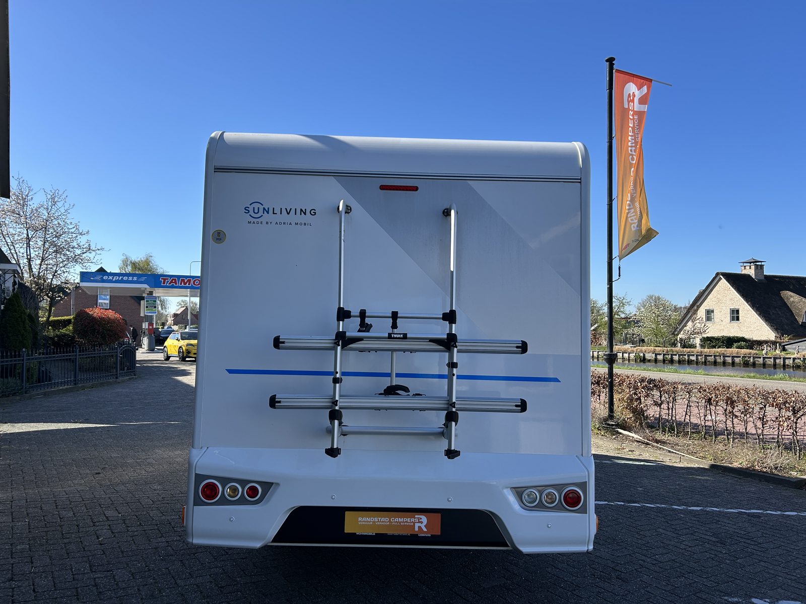 REH646 - SunLiving S70SL
