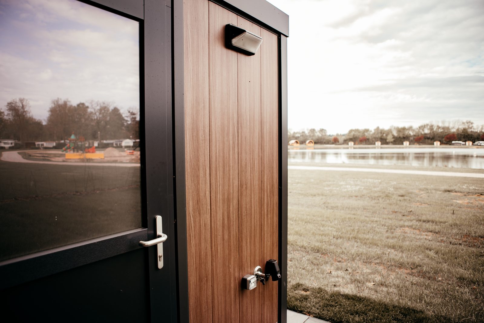 Luxus-Campingplatz mit neuen privaten Sanitäranlagen