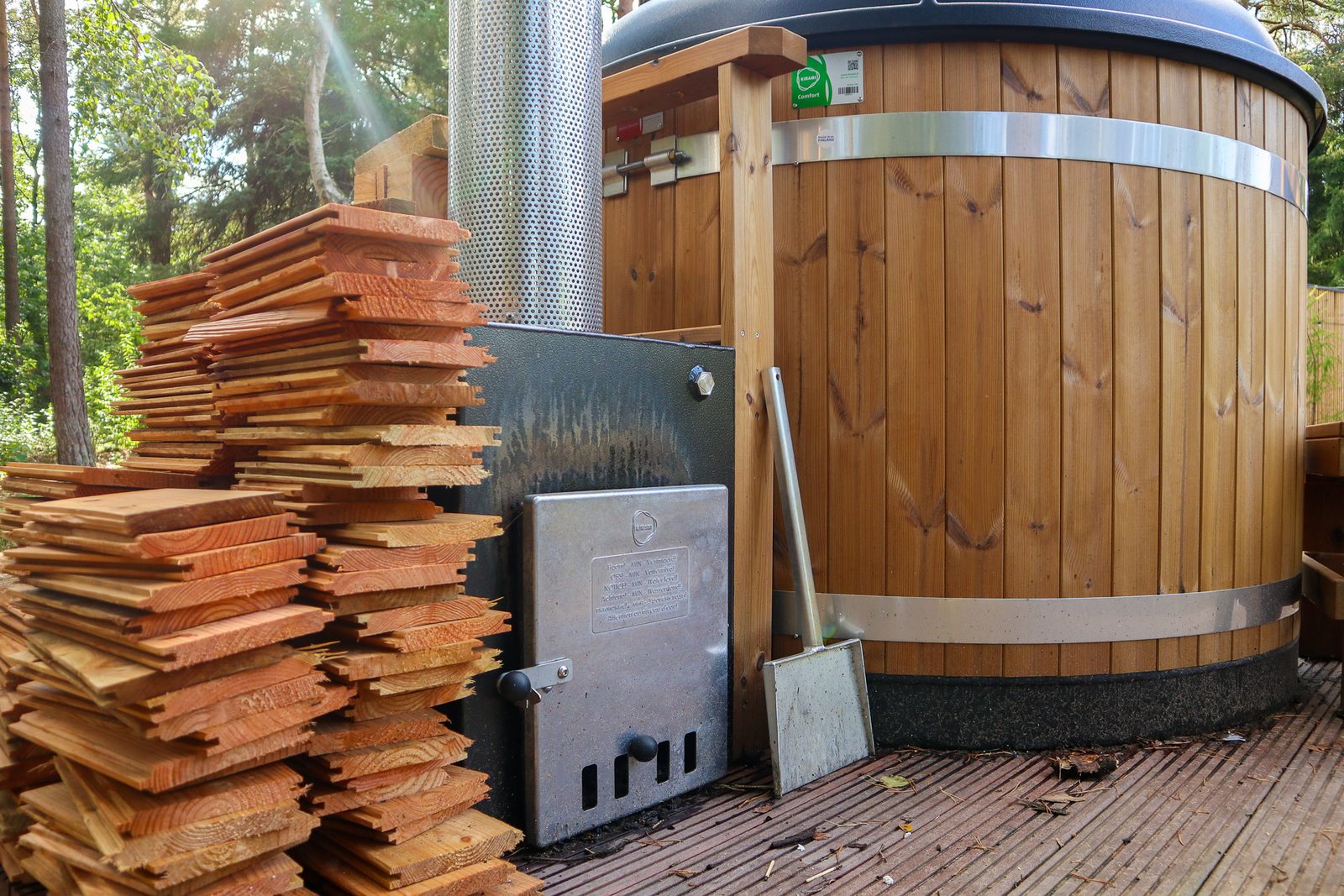 Tiny House Hottub 4 