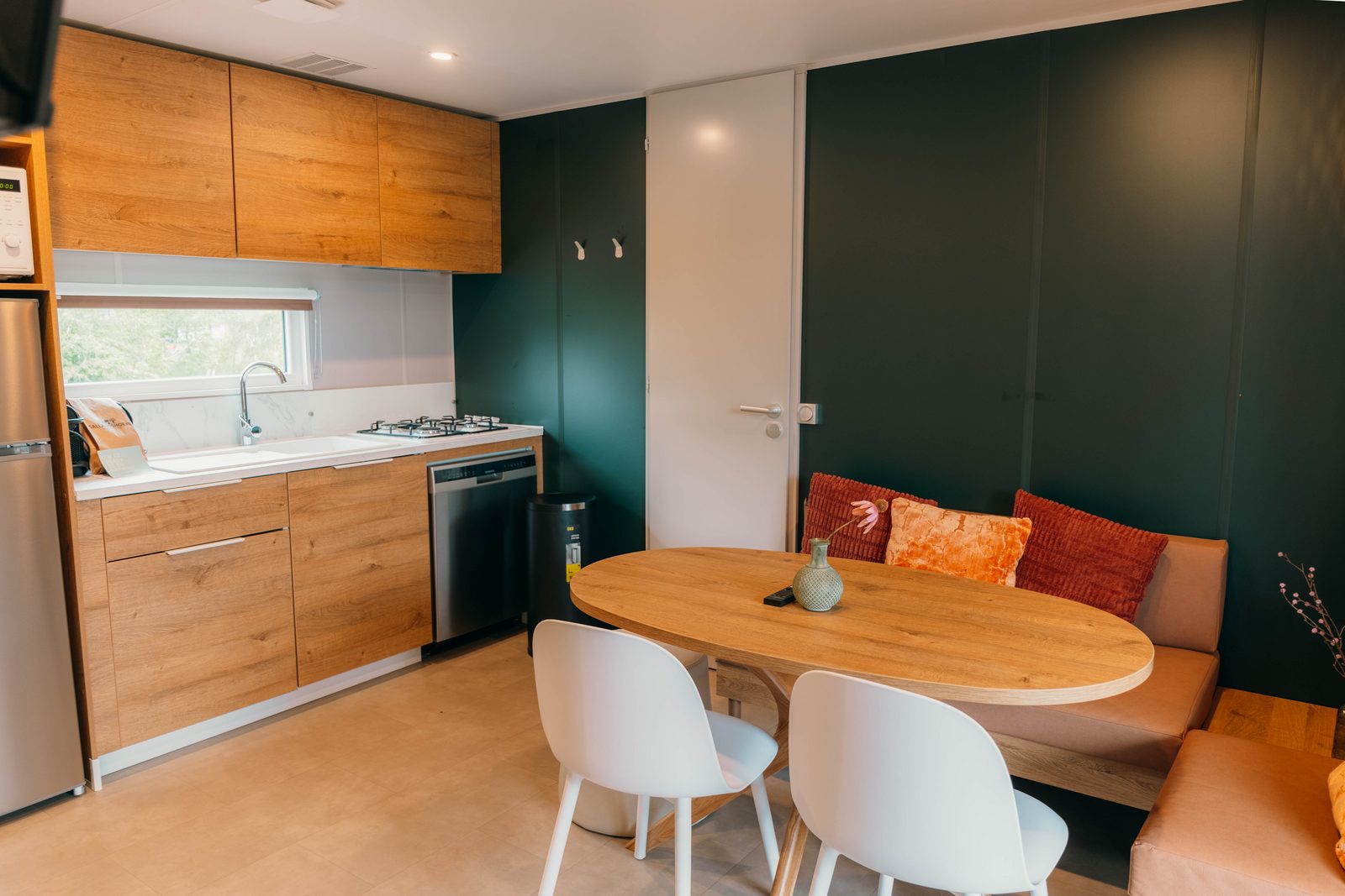 Luxe Lodges | 12 Persons