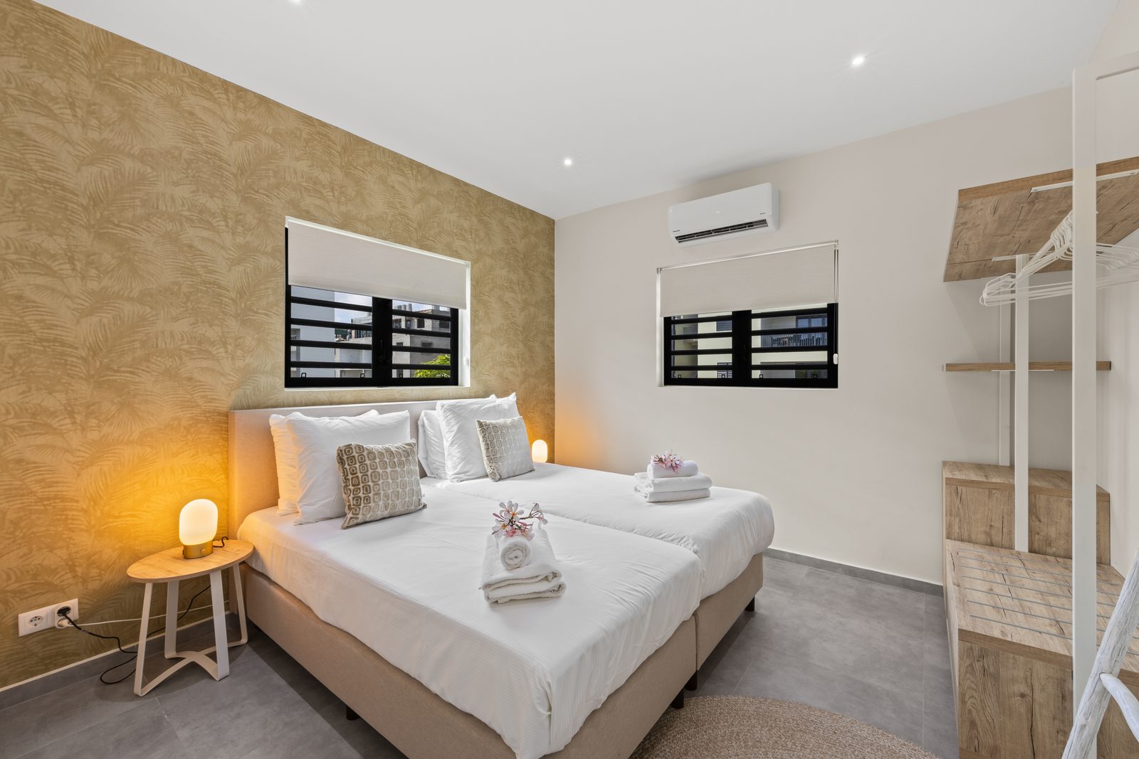 Villa Pura Vida with private pool, Mambo Beach