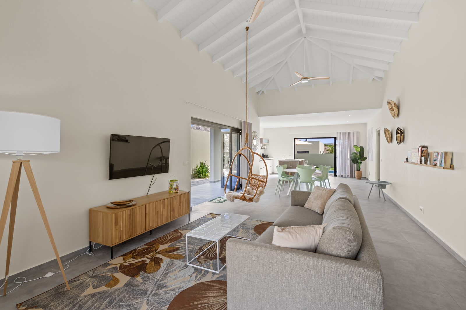 Villa Pura Vida with private pool, Mambo Beach
