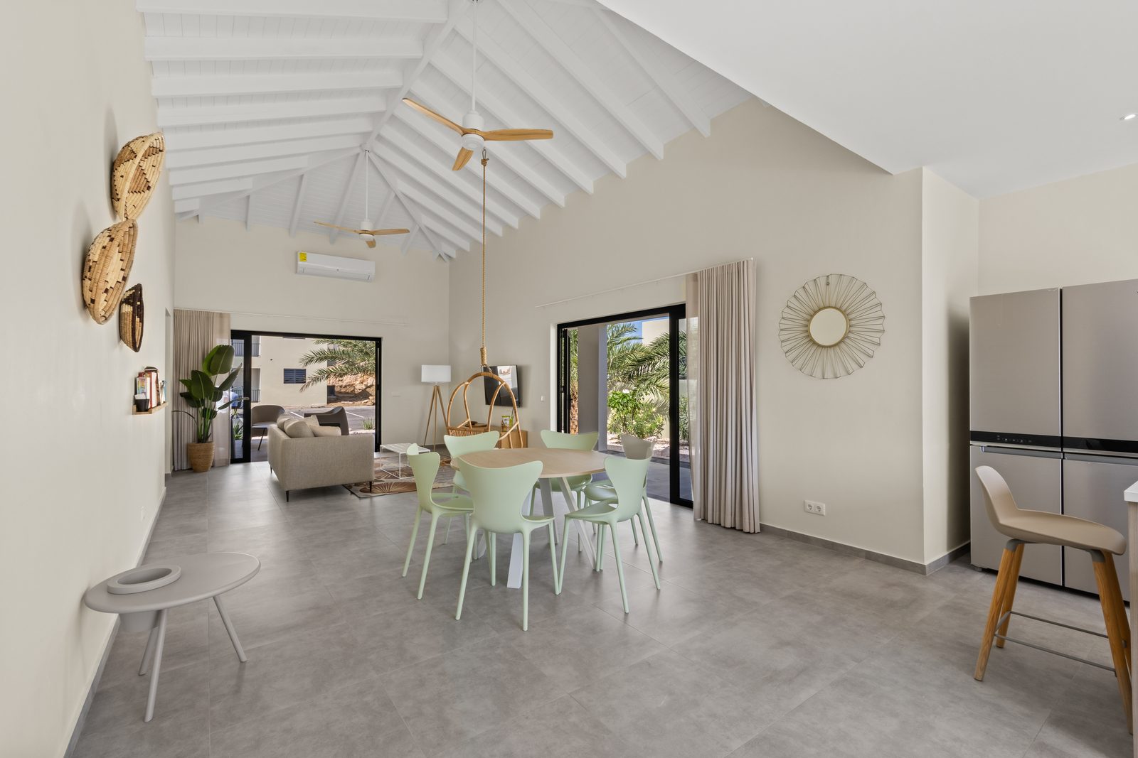 Villa Pura Vida with private pool, Mambo Beach