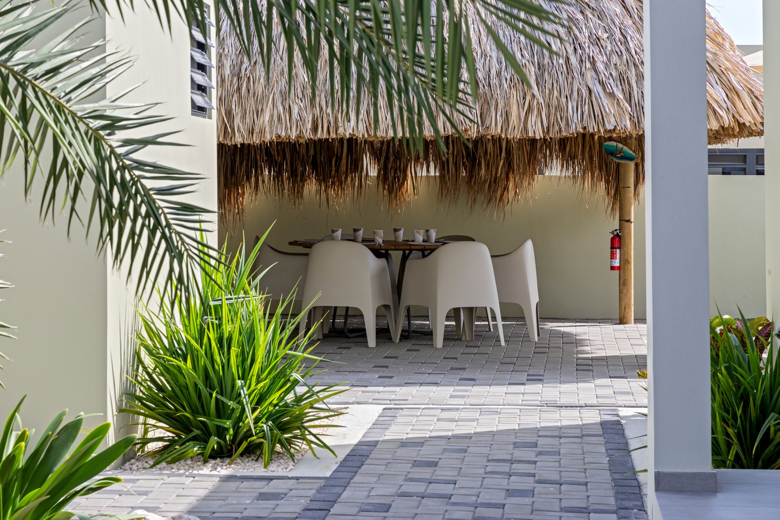Villa Pura Vida with private pool, Mambo Beach