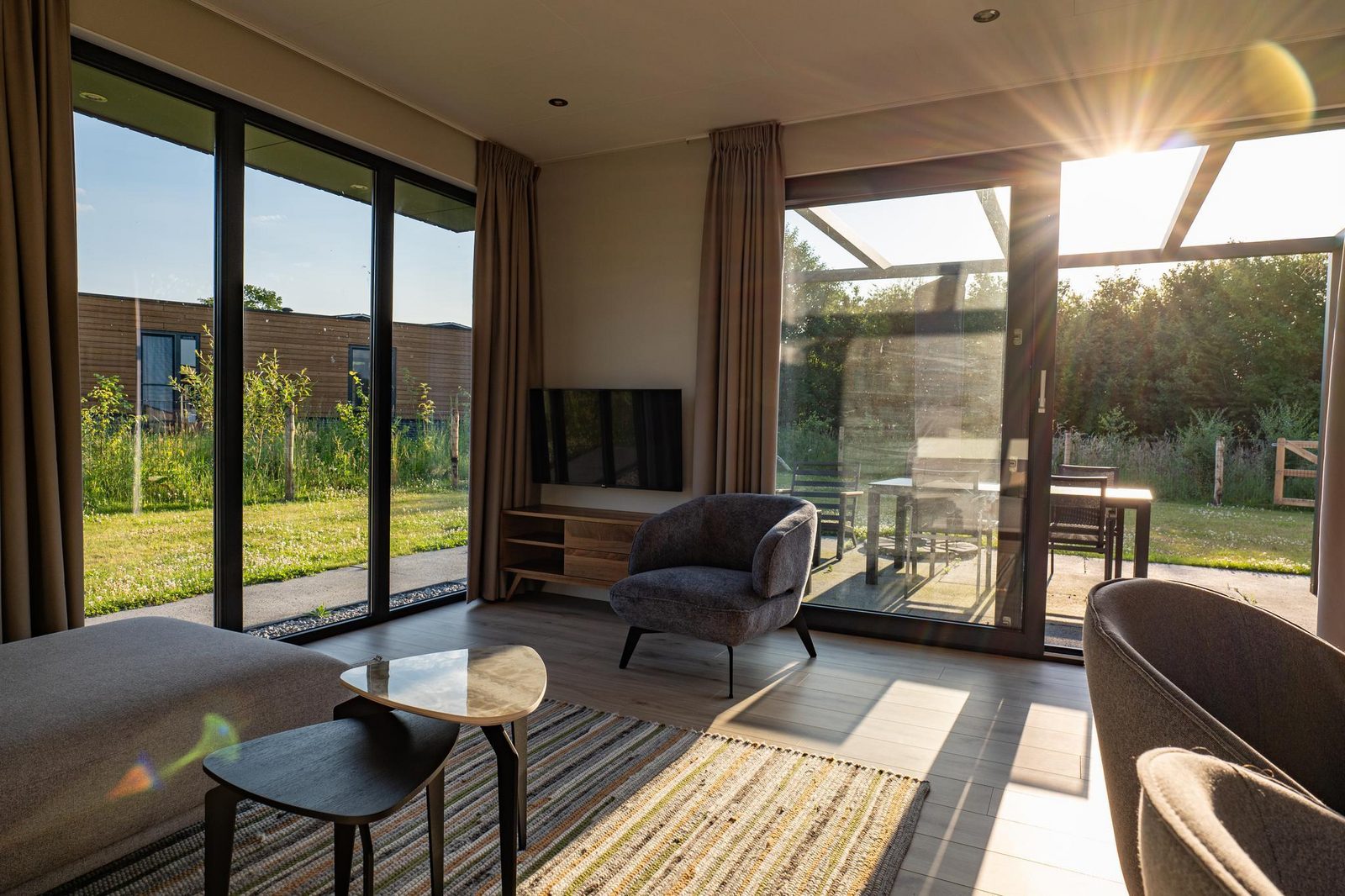 Holiday Villa Amalia 4 with dog fence, sauna and hottub
