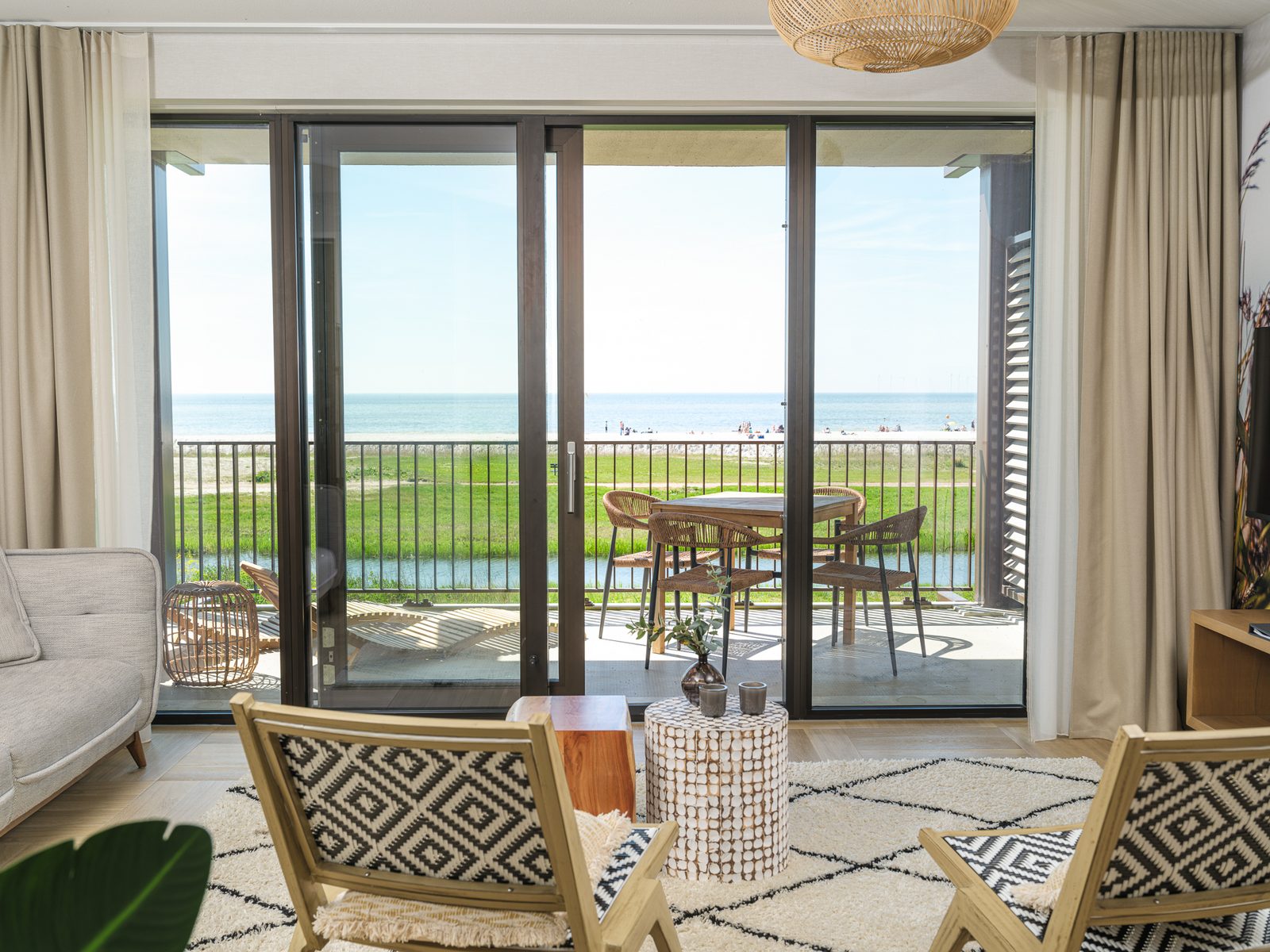 Luxury Beach Apartment | 4 Pers.