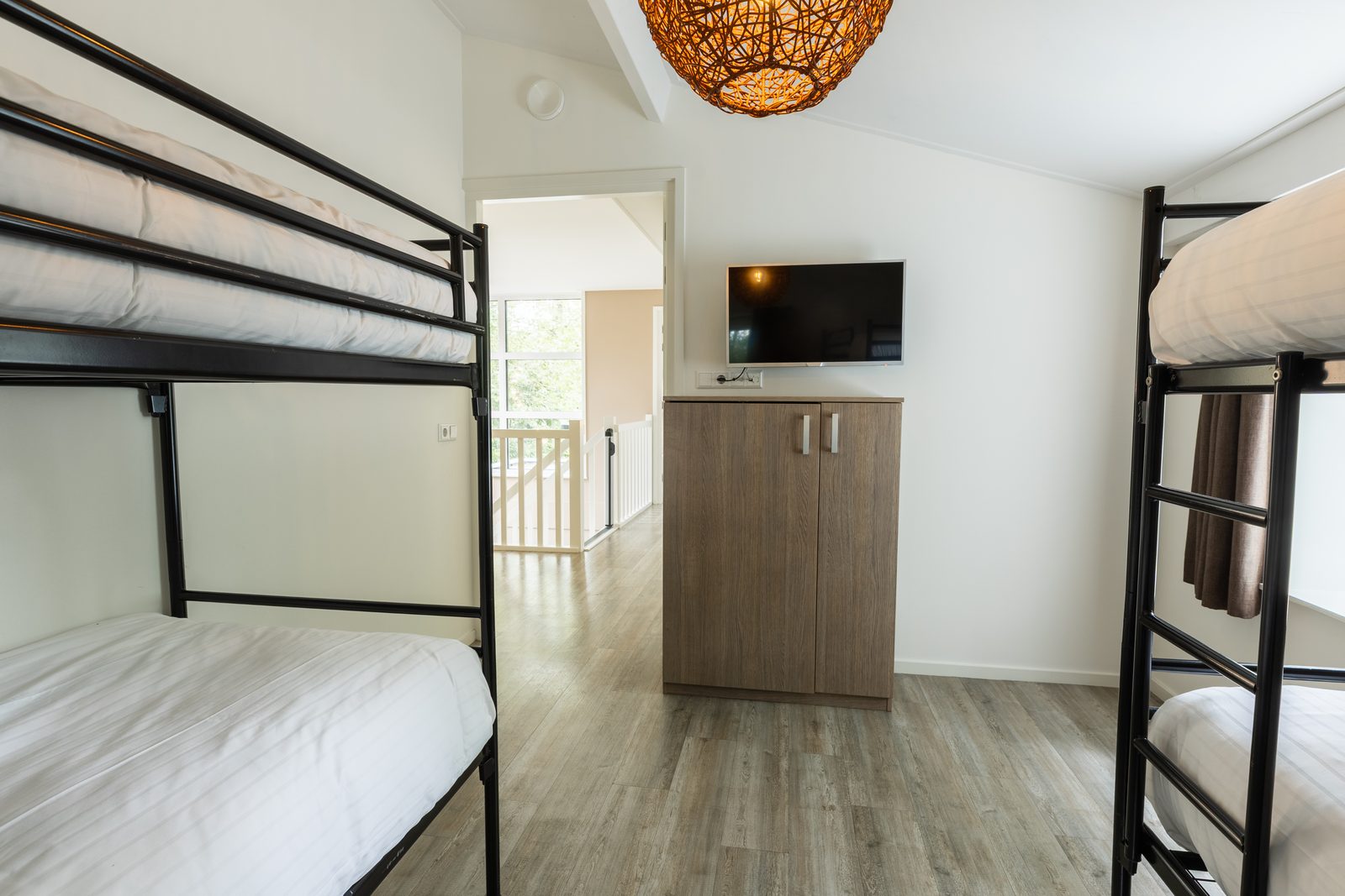 Boshuys 20 personen met Jacuzzi en Sauna