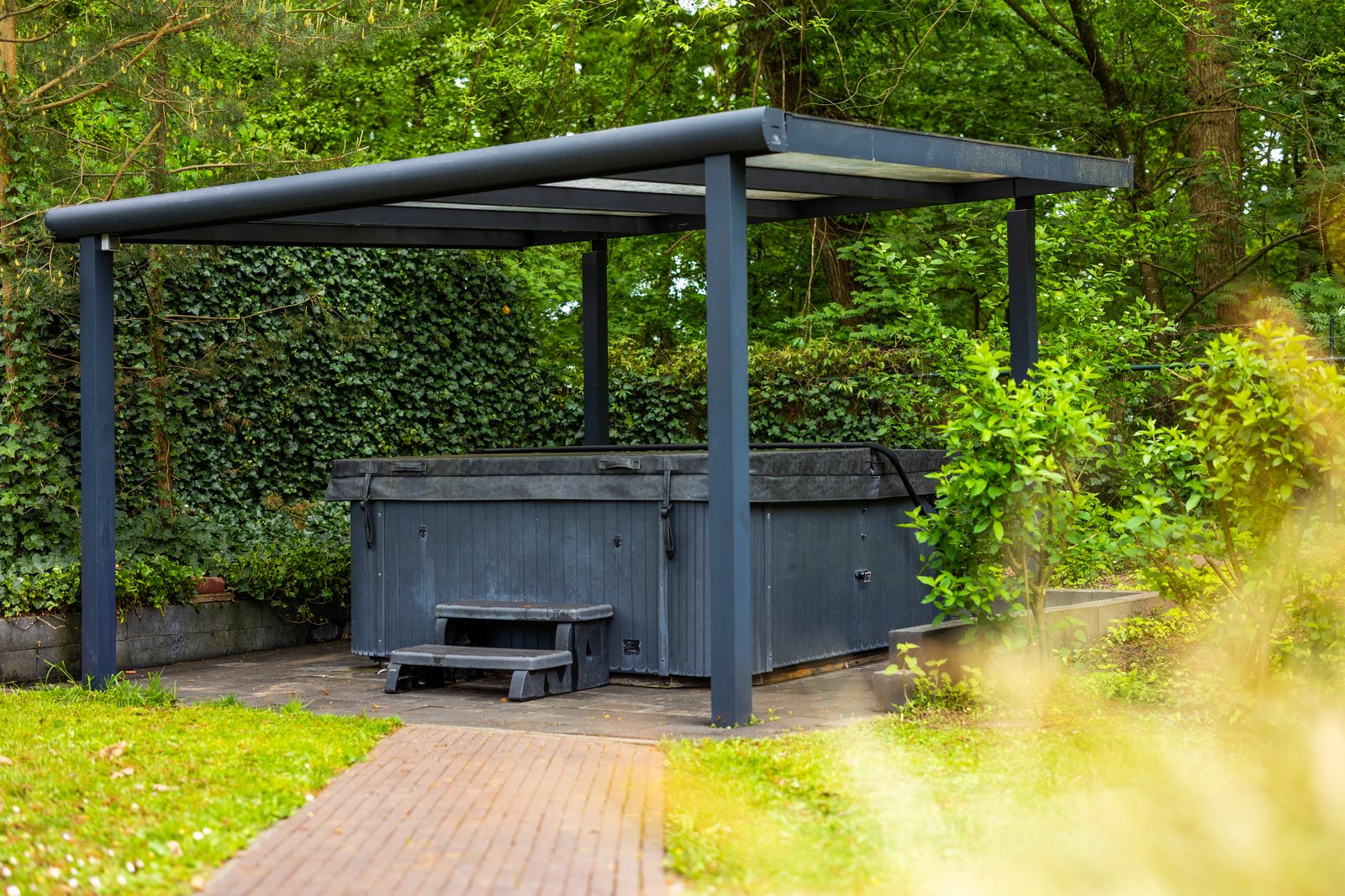 Boshuys 20 personen met Jacuzzi en Sauna