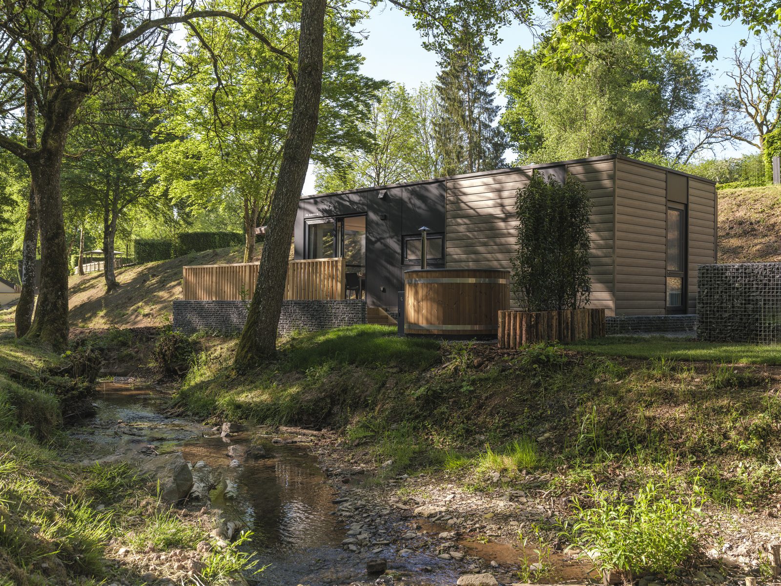 Sauwer Lodge met hottub | 6 Personen 