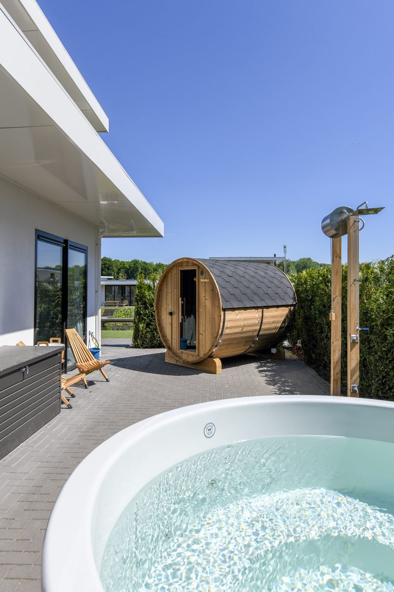 Water Nr. 554 | 8 Pers. Hottub & Sauna