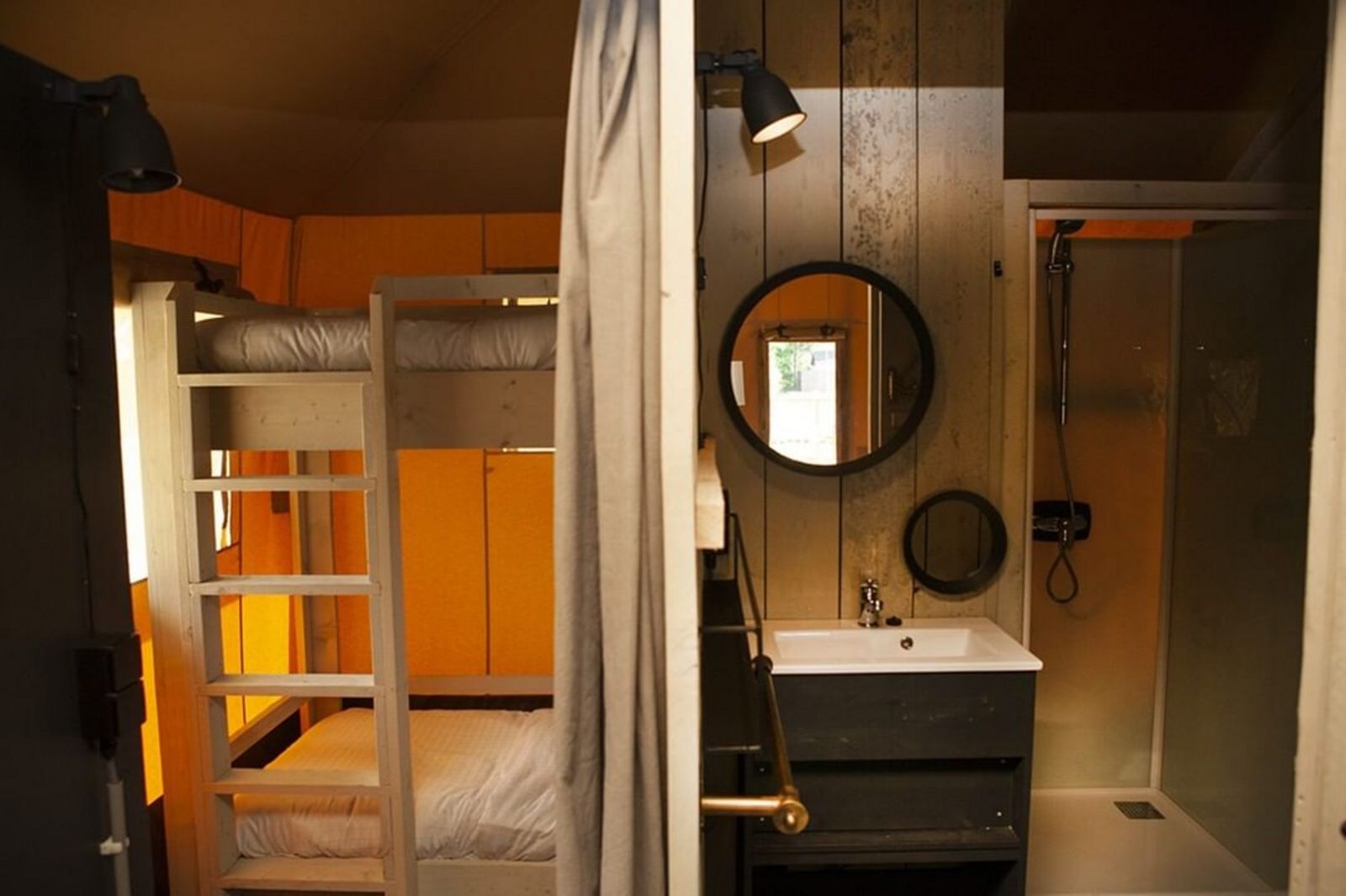 Luxe Safaritent aan het water | 6 personen