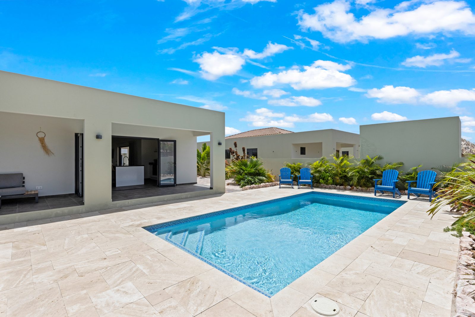 Villa Jasmijn met privezwembad, Mambo Beach