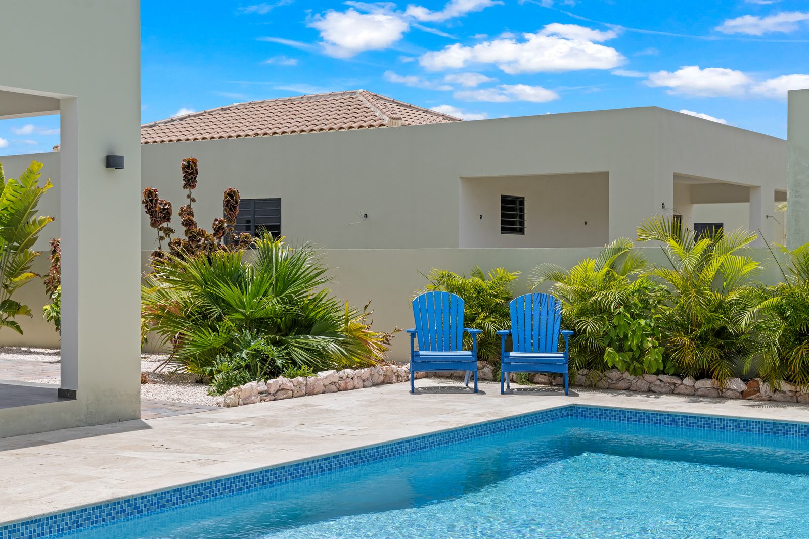 Villa Jasmijn met privezwembad, Mambo Beach