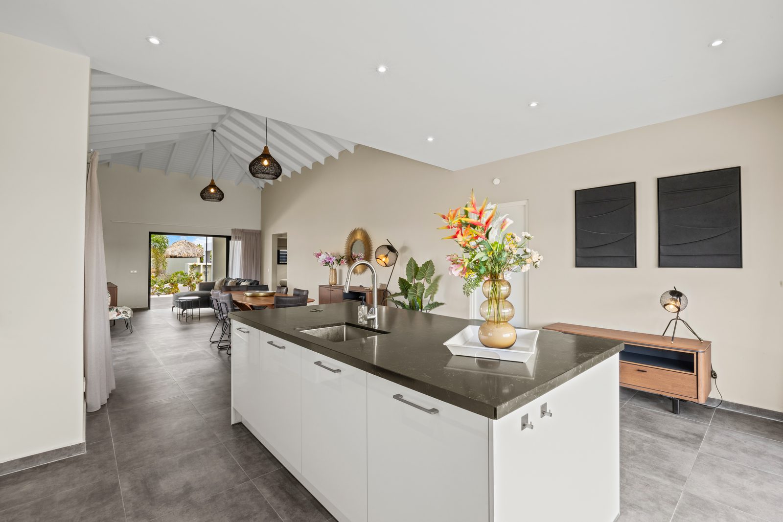 Villa Amber met privezwembad, Mambo Beach
