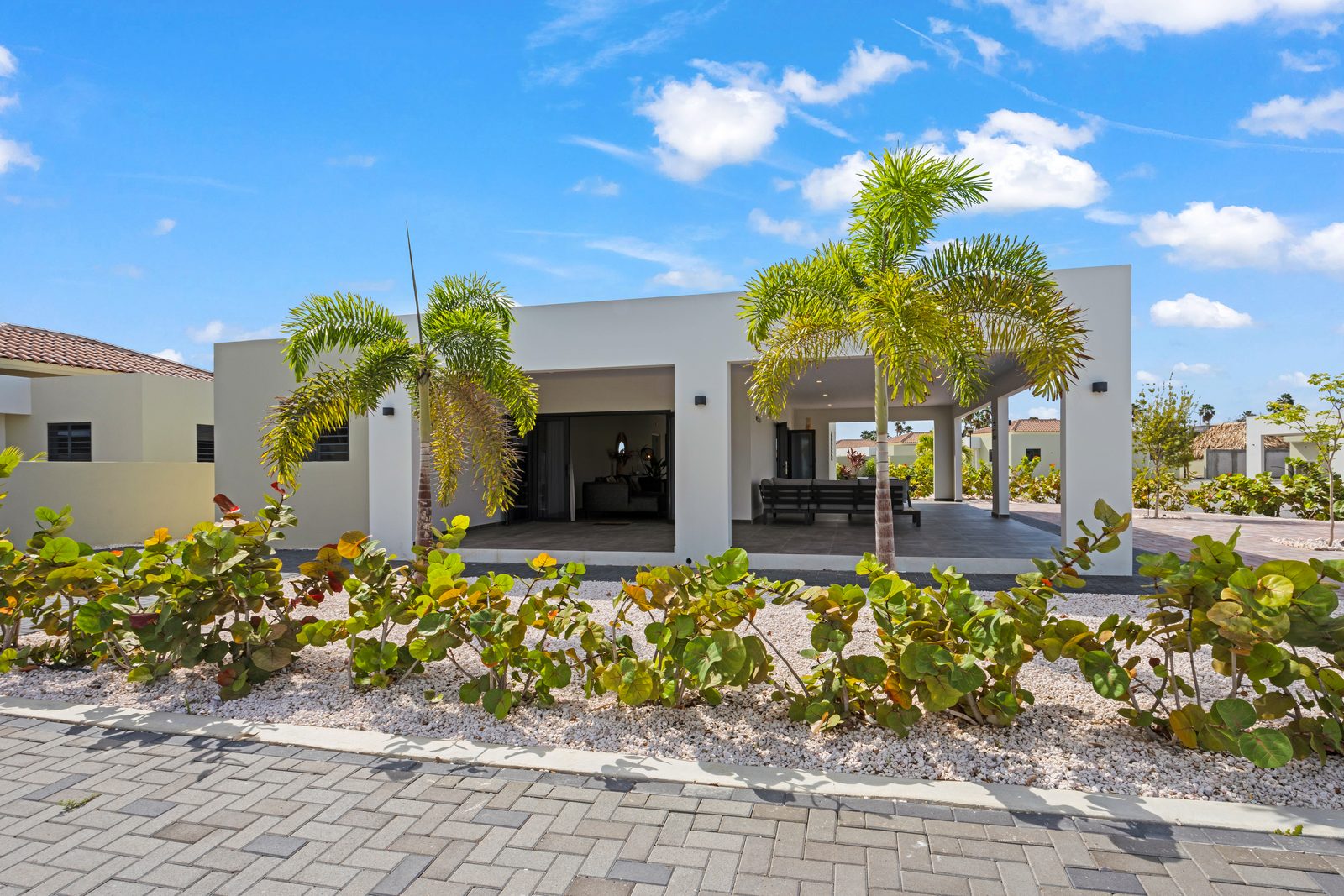 Villa Amber met privezwembad, Mambo Beach